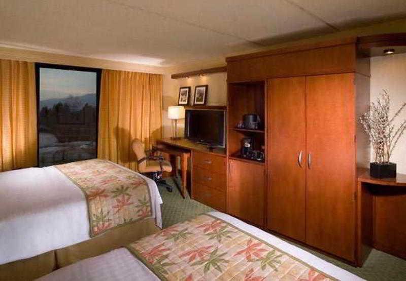 Courtyard By Marriott Los Angeles Pasadena/Monrovia Buitenkant foto